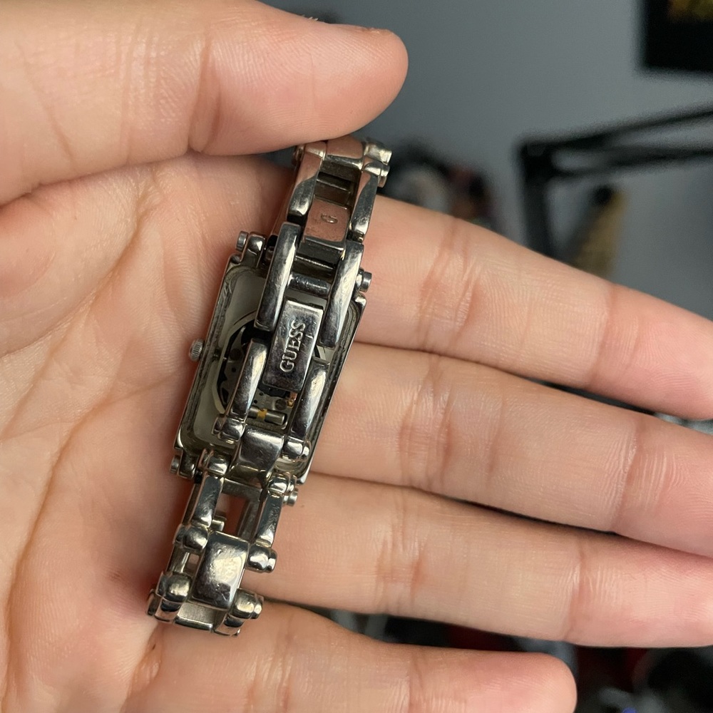 Guess watch - Picture 3 of 8